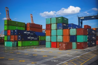 HOW HAS CONTAINERIZATION HELPED SHIPPING?